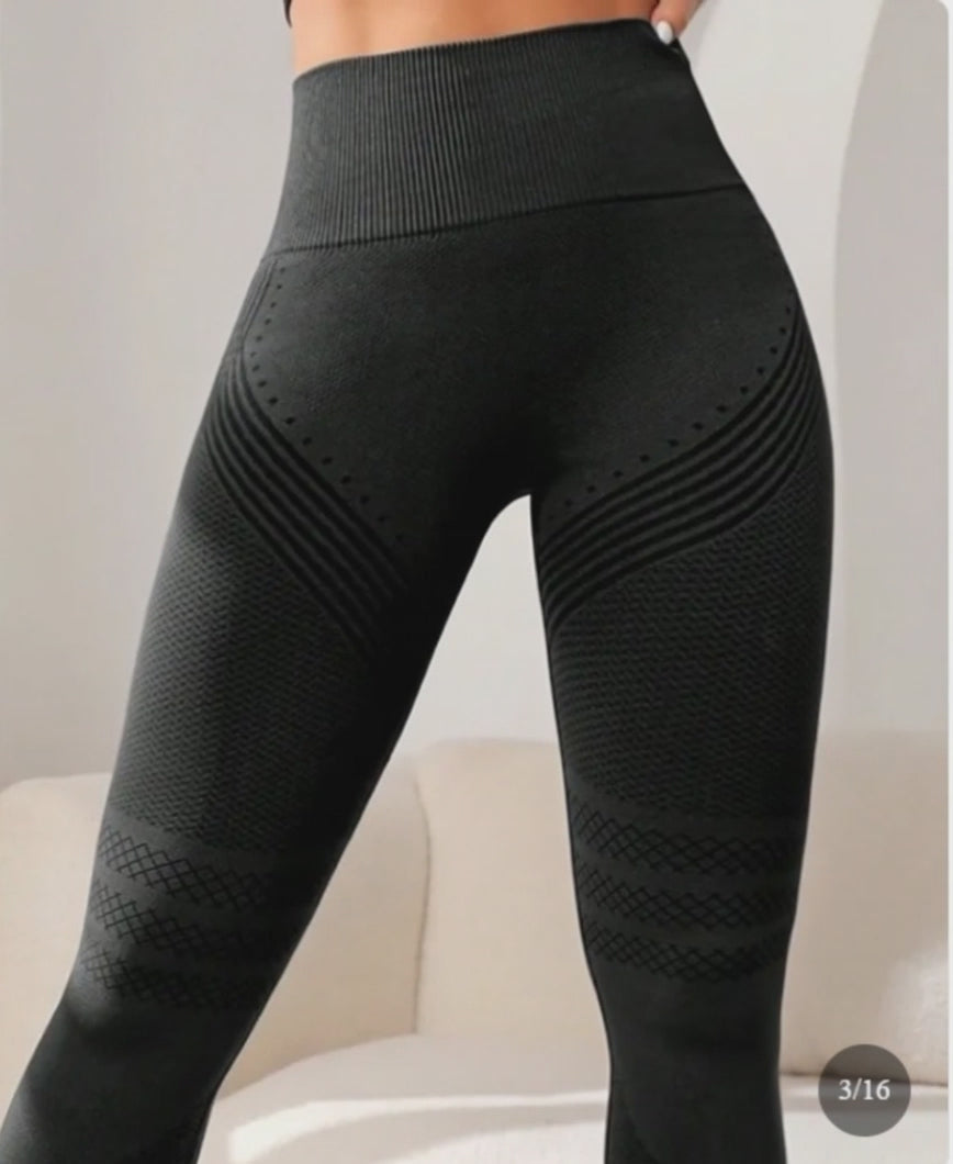 Resistance Leggings – High-Waist Sculpting Push-Up